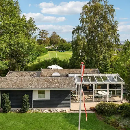 3 Bedroom Cozy In Juelsminde Sonderby (Midtjylland)